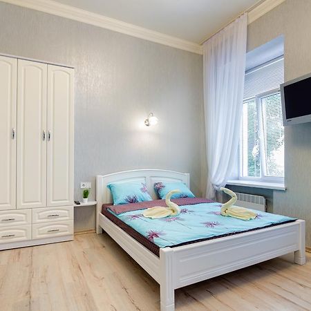 Alfa Apartments Levytskoho 3 利沃夫 外观 照片